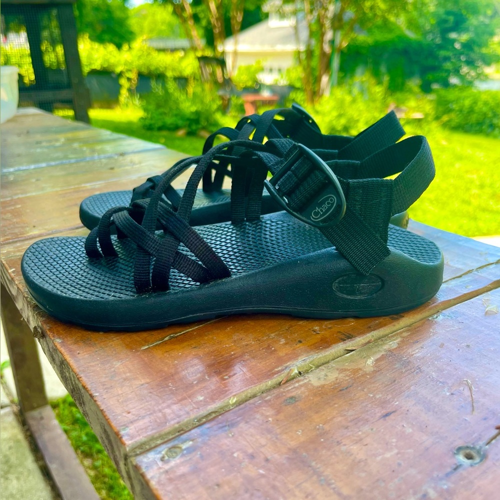 Chaco Women's Black Sandals ZX/2 Cloud Double Strap size 7 very good condition!